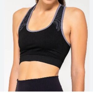 Vintage Lululemon sports bra/crop top